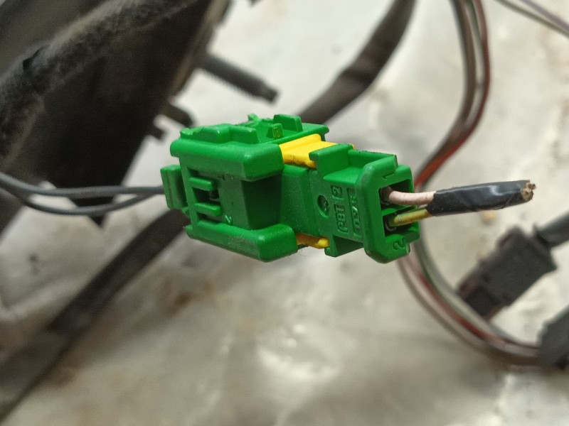 Recambio de espejo retrovisor izquierdo para citroën c8 (ea_, eb_) 2.0 hdi referencia OEM IAM 8153FS  