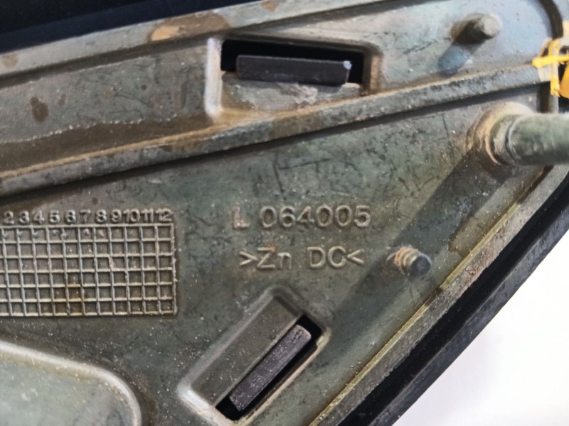 Recambio de espejo retrovisor izquierdo para opel frontera b (u99) 2.2 i (6b_zc, 6b_vf, 6b_66, 6b_76) referencia OEM IAM 1704217