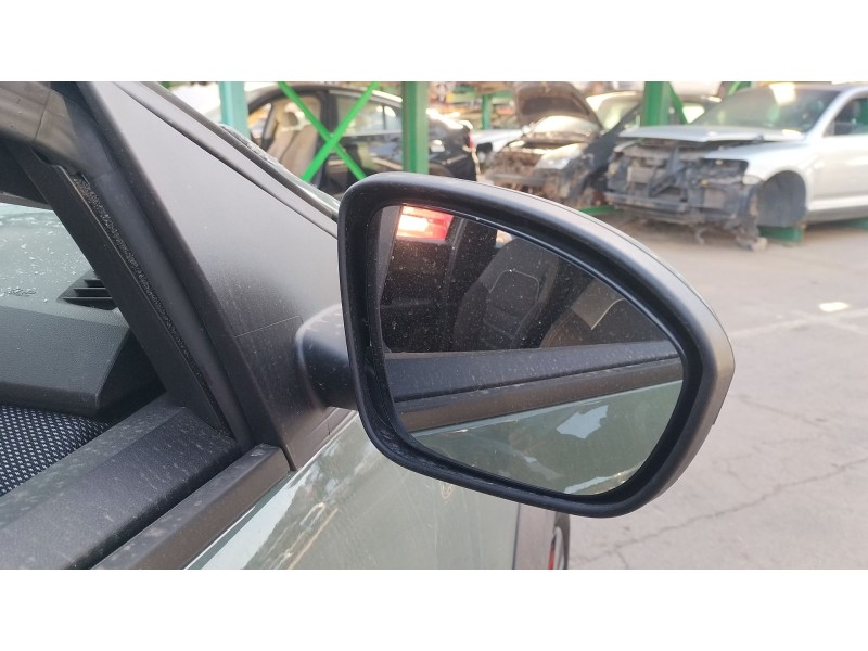 Recambio de espejo retrovisor derecho para dacia sandero iii 1.0 tce 90 referencia OEM IAM   