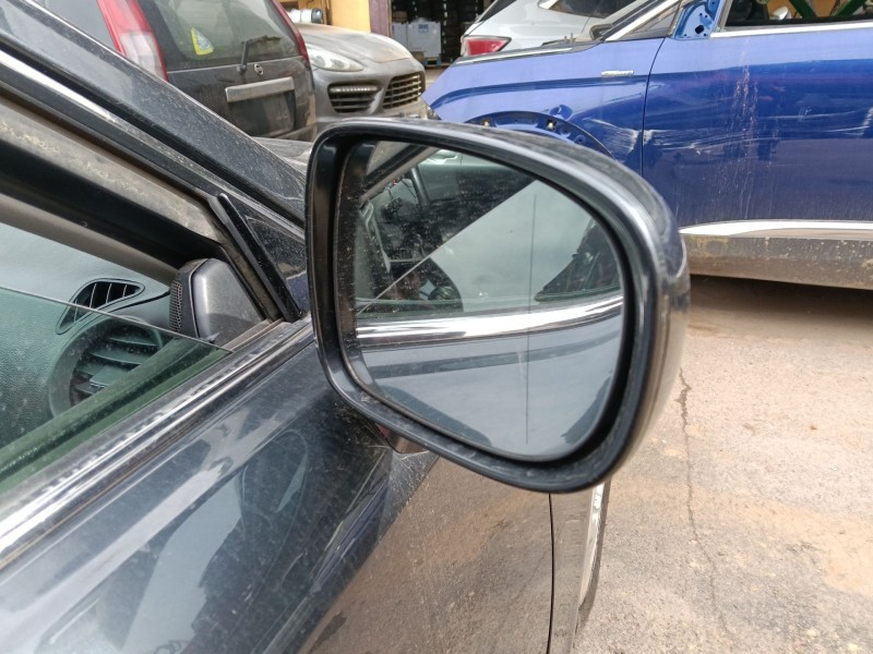 Recambio de espejo retrovisor derecho para lexus is ii (_e2_) 220d (ale20) referencia OEM IAM 8790153090B0  