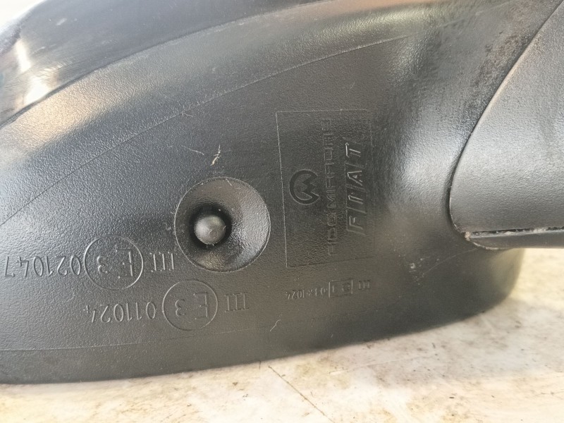 Recambio de espejo retrovisor derecho para fiat punto (199_) 1.2 (199axz1a, 199bxz1a) referencia OEM IAM 0000735465558  