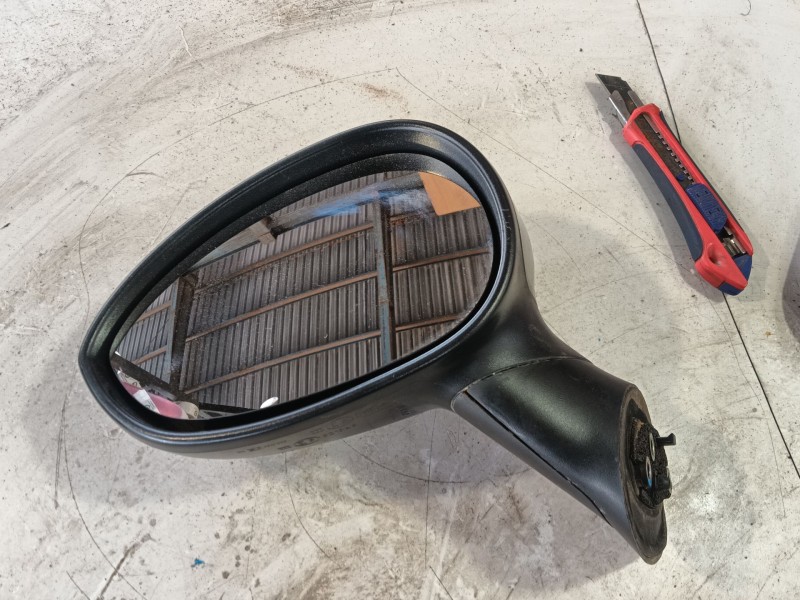 Recambio de espejo retrovisor izquierdo para fiat punto (199_) 1.2 (199axz1a, 199bxz1a) referencia OEM IAM 0000735596879  