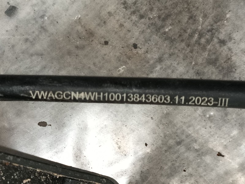 Recambio de varillaje cambio para volkswagen golf 1.5 etsi mhev referencia OEM IAM 3WA713033B 10013925704 