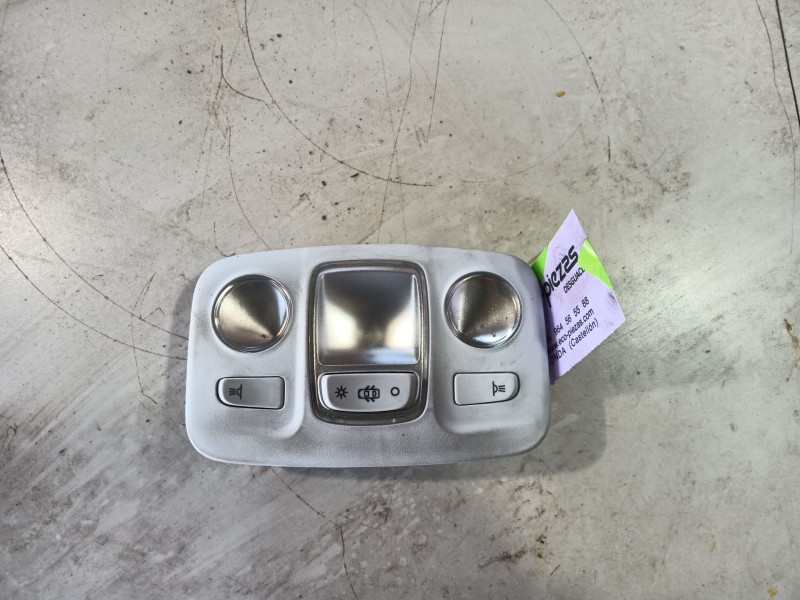 Recambio de luz interior trasera central para peugeot 3008 ii suv (mc_, mr_, mj_, m4_) 1.5 bluehdi 130 referencia OEM IAM   