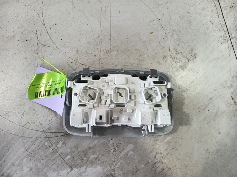 Recambio de luz interior trasera central para peugeot 3008 ii suv (mc_, mr_, mj_, m4_) 1.5 bluehdi 130 referencia OEM IAM   