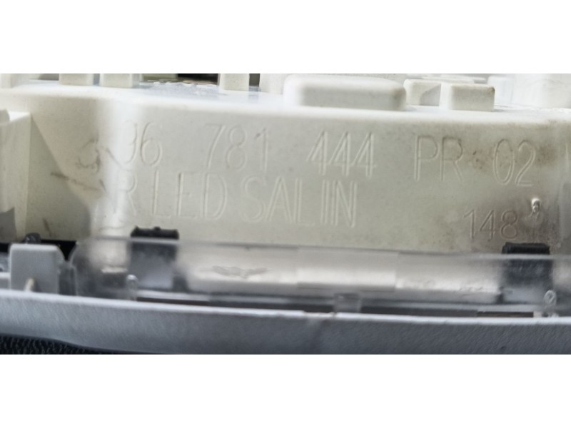 Recambio de luz interior trasera central para peugeot 3008 ii suv (mc_, mr_, mj_, m4_) 1.5 bluehdi 130 referencia OEM IAM   