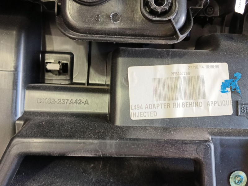 Recambio de guarnecido puerta delantera derecha para land rover range rover sport ii (l494) 4.4 sdv8 4x4 referencia OEM IAM   