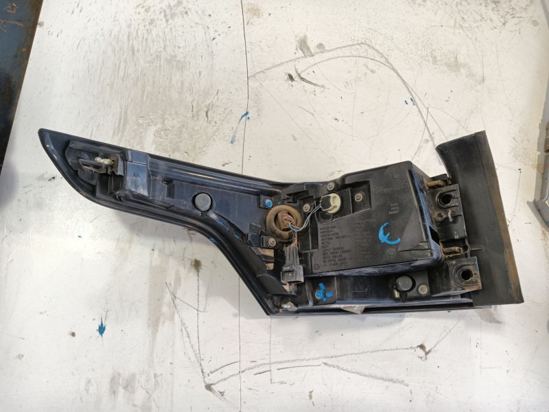 Recambio de piloto trasero derecho para land rover range rover sport ii (l494) 4.4 sdv8 4x4 referencia OEM IAM 453123555  