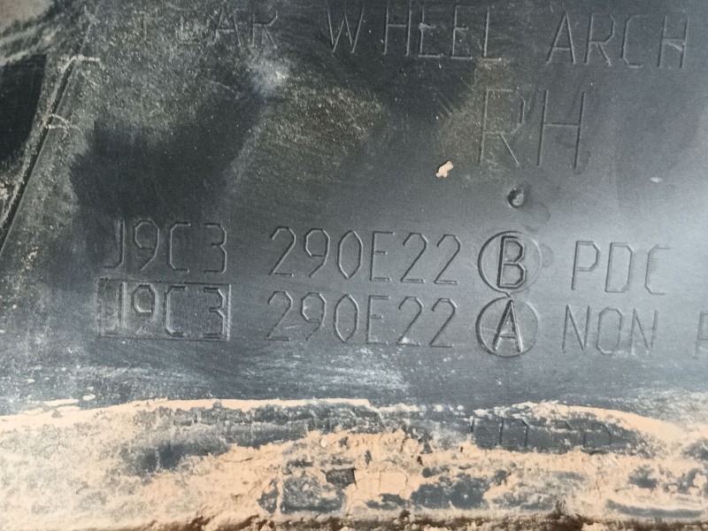 Recambio de aletin trasero derecho para jaguar e-pace (x540) 2.0 d150 referencia OEM IAM   