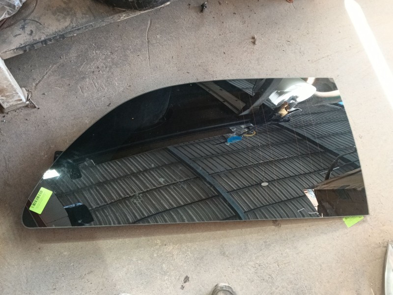 Recambio de luna custodia trasera derecha para chrysler voyager iv (rg, rs) 2.8 crd referencia OEM IAM   