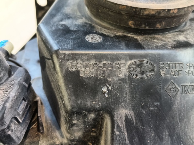 Recambio de faro derecho para renault clio ii (bb_, cb_) 1.2 (bb0a, bb0f, bb10, bb1k, bb28, bb2d, bb2h, cb0a,... referencia OEM 