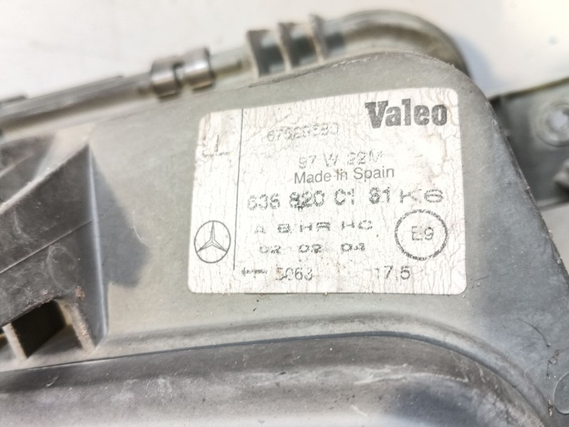 Recambio de faro derecho para mercedes-benz vito furgoneta (w638) 110 d 2.3 (638.074, 638.078) referencia OEM IAM   