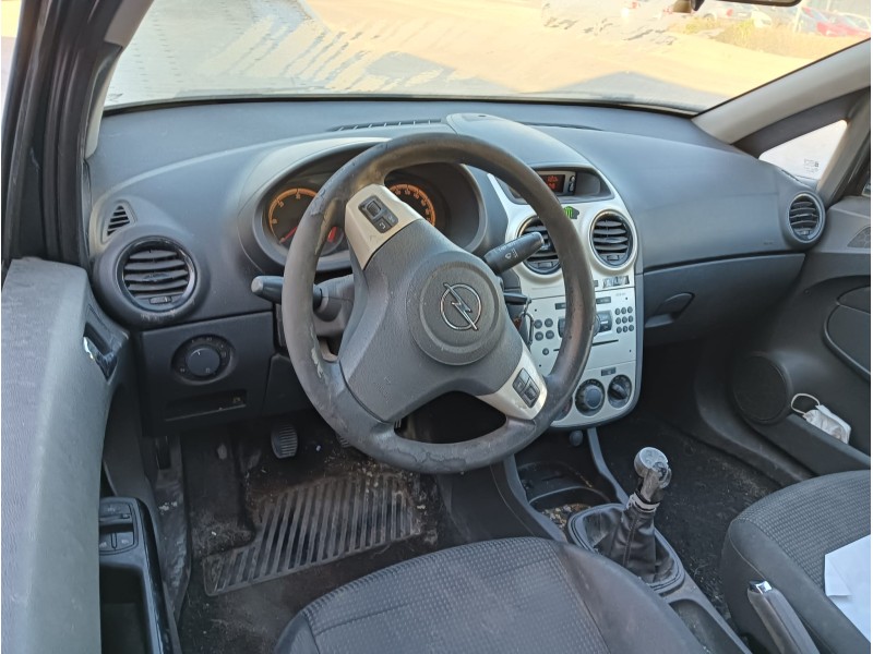 opel corsa d (s07) del año 2009