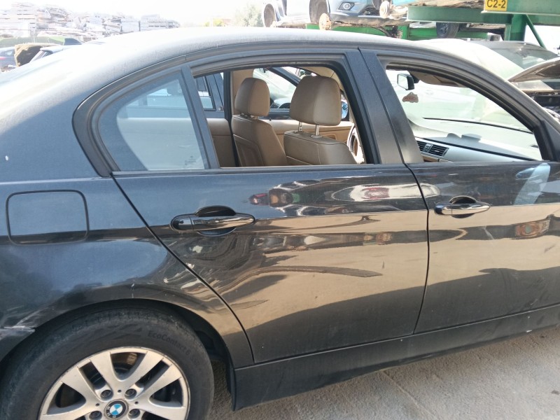 Recambio de puerta trasera derecha para bmw 3 (e90) 320 d referencia OEM IAM 41007203648  