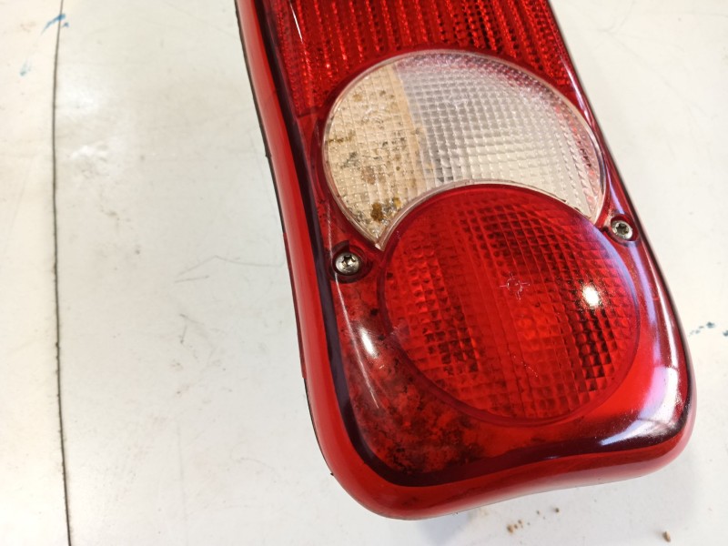 Recambio de piloto trasero izquierdo para renault master iii caja/chasis (ev, hv, uv) 2.3 dci 130 rwd (hv01, hv10, hv11, hv12, u