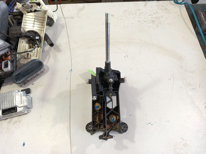 Recambio de palanca cambio para ford puma (j2k, cf7) 1.0 ecoboost referencia OEM IAM   