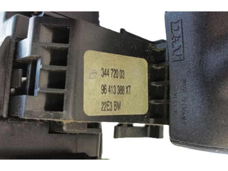 Recambio de mando multifuncion para peugeot 307 sw (3h) 1.6 16v referencia OEM IAM 6242F4  