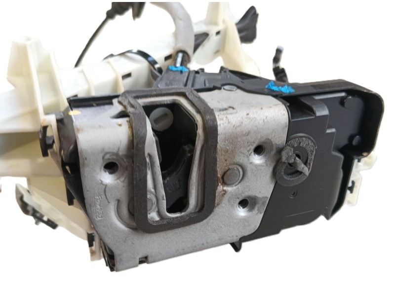 Recambio de cerradura puerta trasera derecha para ford puma (j2k, cf7) 1.0 ecoboost referencia OEM IAM 2338039  