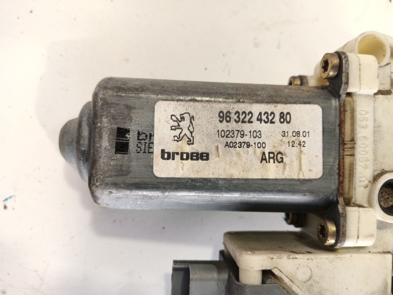 Recambio de motor elevalunas trasero izquierdo para peugeot 607 (9d, 9u) 2.2 hdi referencia OEM IAM   