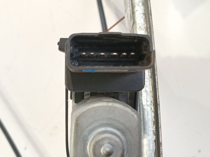 Recambio de elevalunas delantero derecho para peugeot 607 (9d, 9u) 2.2 hdi referencia OEM IAM 9222Q0  