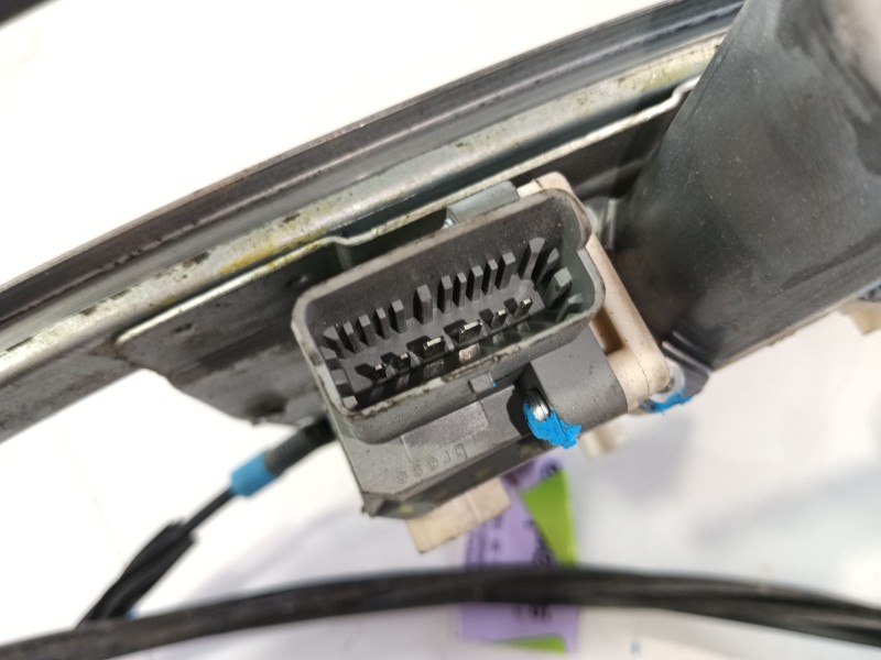 Recambio de elevalunas delantero izquierdo para peugeot 607 (9d, 9u) 2.2 hdi referencia OEM IAM 9221Q2  