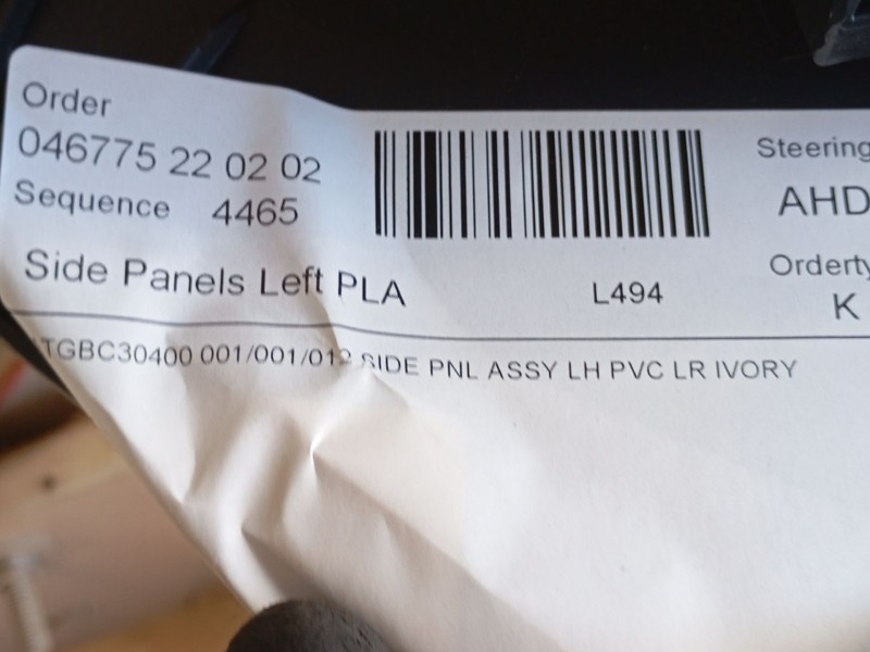 Recambio de apoyabrazos central para land rover range rover sport ii (l494) 4.4 sdv8 4x4 referencia OEM IAM   