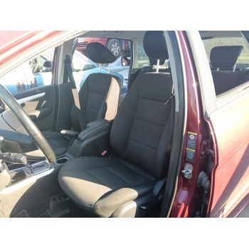 ASIENTO DELANTERO IZQUIERDO 