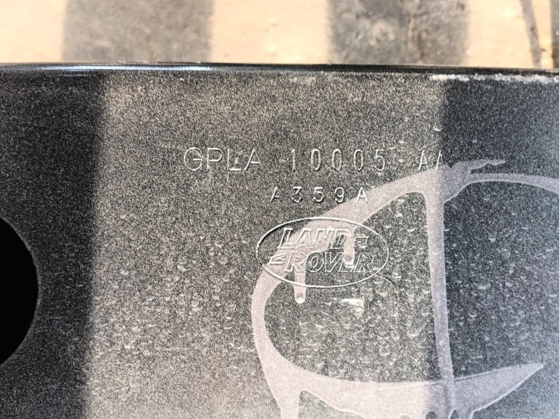 Recambio de refuerzo paragolpes delantero para land rover range rover sport ii (l494) 4.4 sdv8 4x4 referencia OEM IAM   