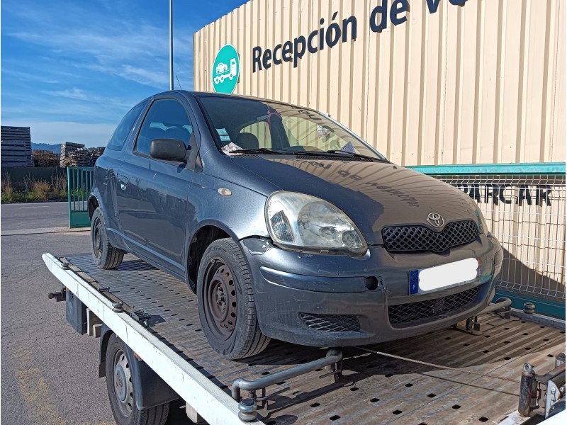 toyota yaris (_p1_) del año 2004