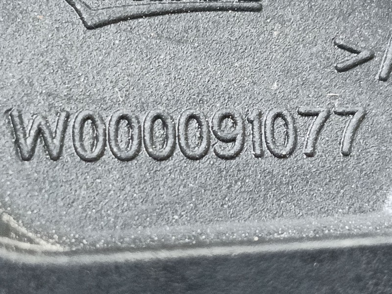 Recambio de brazo limpia delantero izquierdo para audi q8 (4mn, 4mt) 50 tdi mild hybrid quattro referencia OEM IAM   