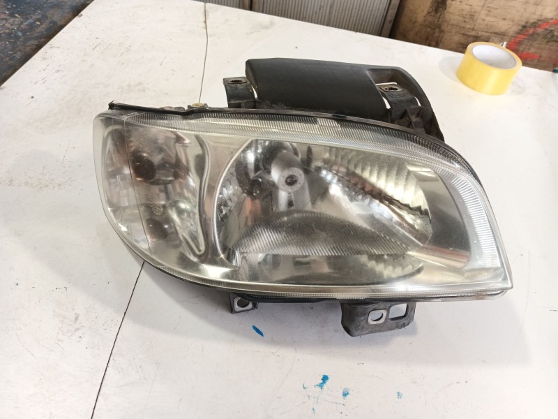 Recambio de faro derecho para seat ibiza ii (6k1) 1.9 sdi referencia OEM IAM   
