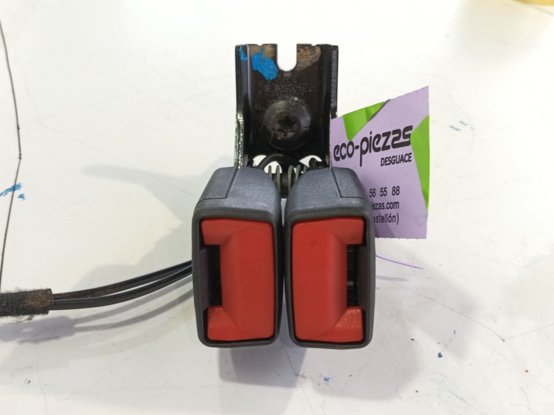 Recambio de enganche cinturon trasero central para ford puma (j2k, cf7) 1.0 ecoboost referencia OEM IAM   