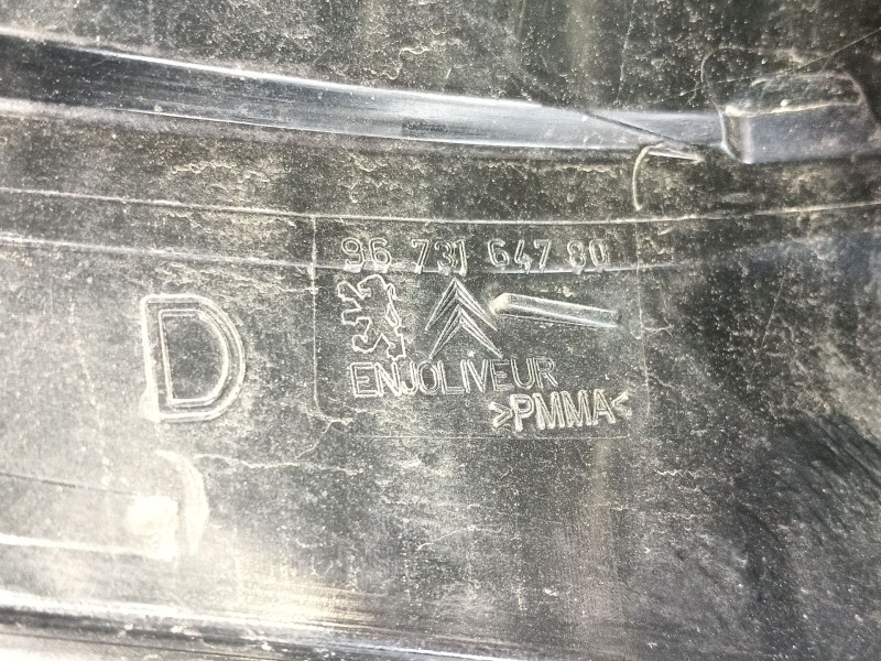 Recambio de piloto trasero derecho para citroën c4 picasso i monospace (ud_) 2.0 hdi 150 referencia OEM IAM 6351LQ  