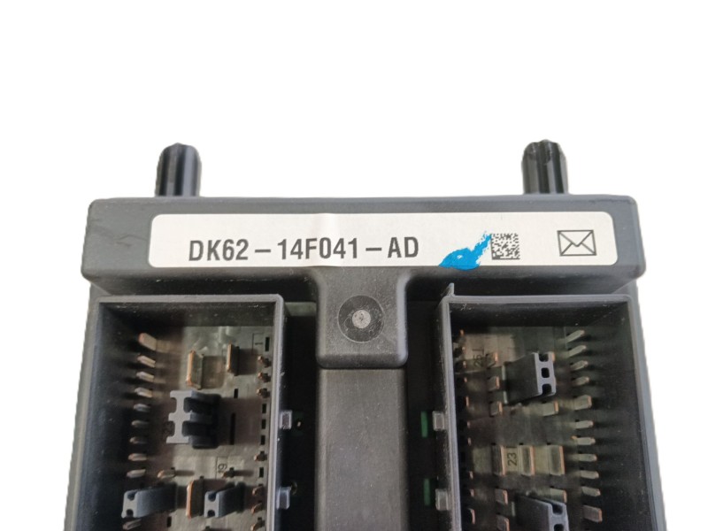 Recambio de caja reles / fusibles para land rover range rover sport ii (l494) 4.4 sdv8 4x4 referencia OEM IAM   