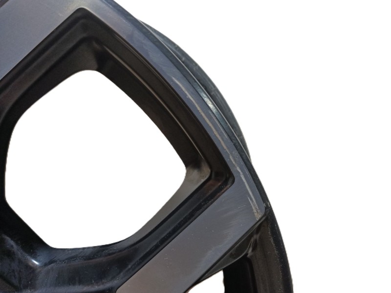 Recambio de llanta para ford puma (j2k, cf7) 1.0 ecoboost referencia OEM IAM   