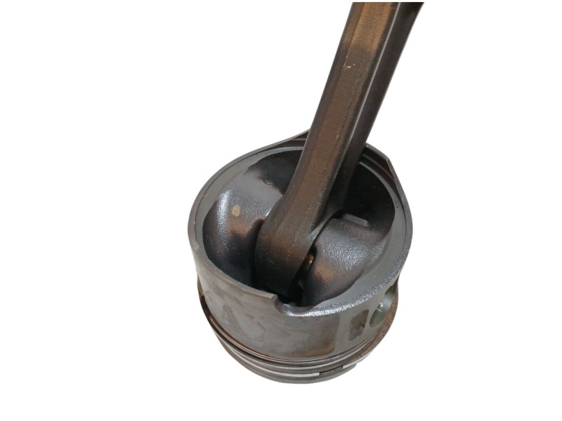 Recambio de piston para jeep gr.cherokee (wj/wg) 2.7 crd laredo referencia OEM IAM   