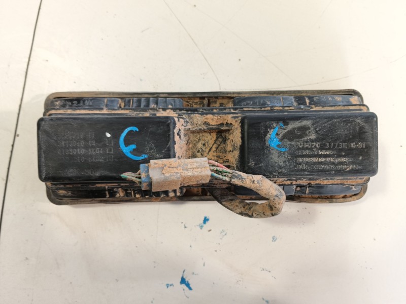 Recambio de piloto trasero izquierdo para dfsk k series caja/chasis 1.3 referencia OEM IAM   