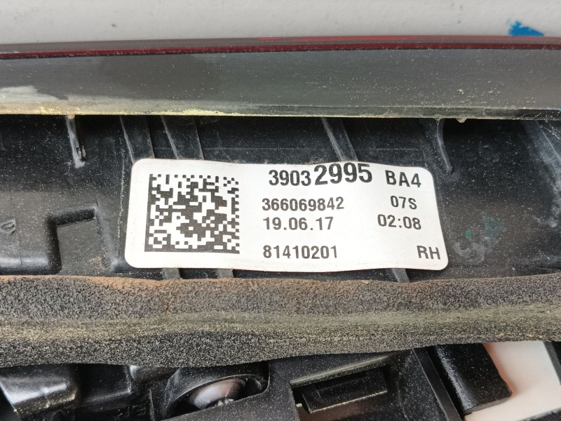 Recambio de piloto trasero derecho interior para opel astra k (b16) 1.4 turbo (68) referencia OEM IAM 39098795  