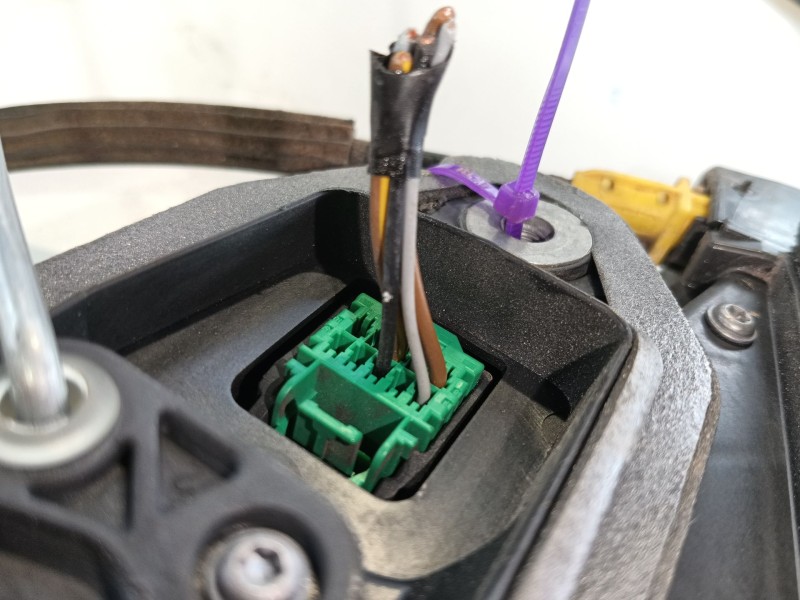 Recambio de cerradura puerta trasera izquierda para opel astra k (b16) 1.4 turbo (68) referencia OEM IAM 13533664  