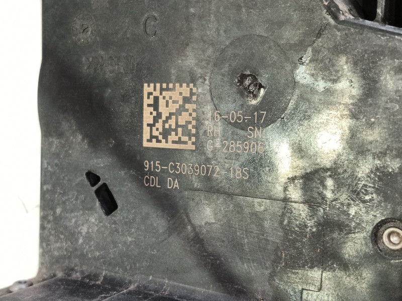 Recambio de cerradura puerta delantera derecha para opel astra k (b16) 1.4 turbo (68) referencia OEM IAM 13533592  