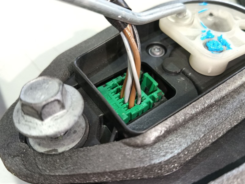 Recambio de cerradura puerta trasera derecha para opel astra k (b16) 1.4 turbo (68) referencia OEM IAM 13533667  