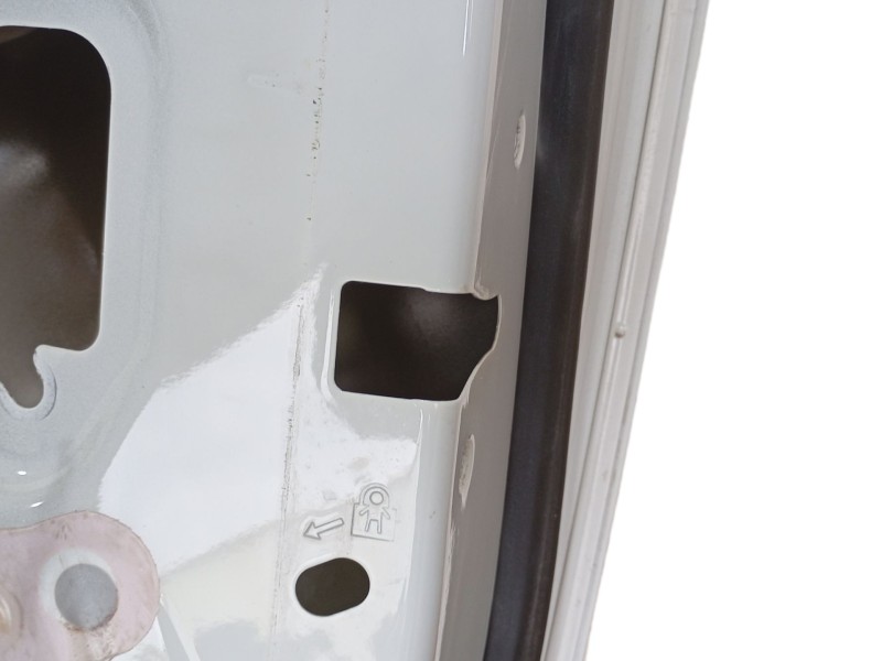 Recambio de puerta trasera derecha para opel astra k (b16) 1.4 turbo (68) referencia OEM IAM 39094743  