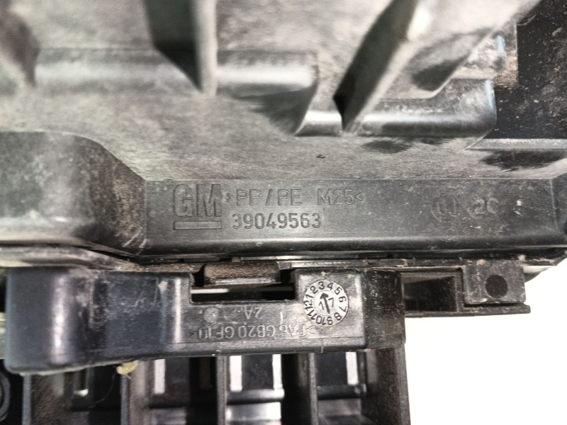 Recambio de caja fusibles delantera para opel astra k (b16) 1.4 turbo (68) referencia OEM IAM   