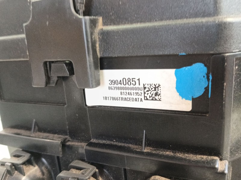 Recambio de caja fusibles delantera para opel astra k (b16) 1.4 turbo (68) referencia OEM IAM   