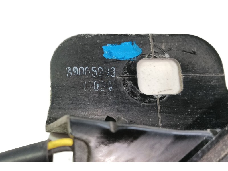 Recambio de cerradura capot para opel astra k (b16) 1.4 turbo (68) referencia OEM IAM 39085676  