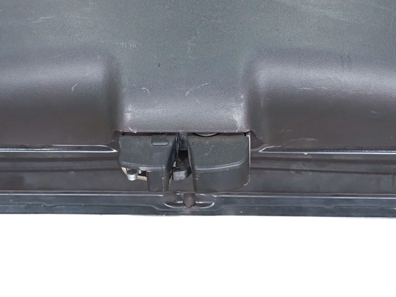 Recambio de porton trasero para alfa romeo 147 (937_) 1.9 jtdm 8v (937.axd1a, 937.axu1a, 937.bxu1a) referencia OEM IAM 000004654