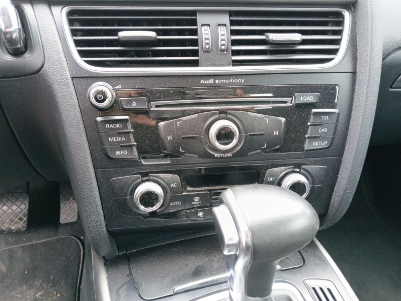 Recambio de sistema audio / radio cd para audi a5 (8t3) 1.8 tfsi referencia OEM IAM   