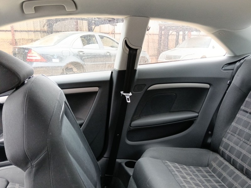 Recambio de cinturon seguridad delantero derecho para audi a5 (8t3) 1.8 tfsi referencia OEM IAM 8T0857705BV04  