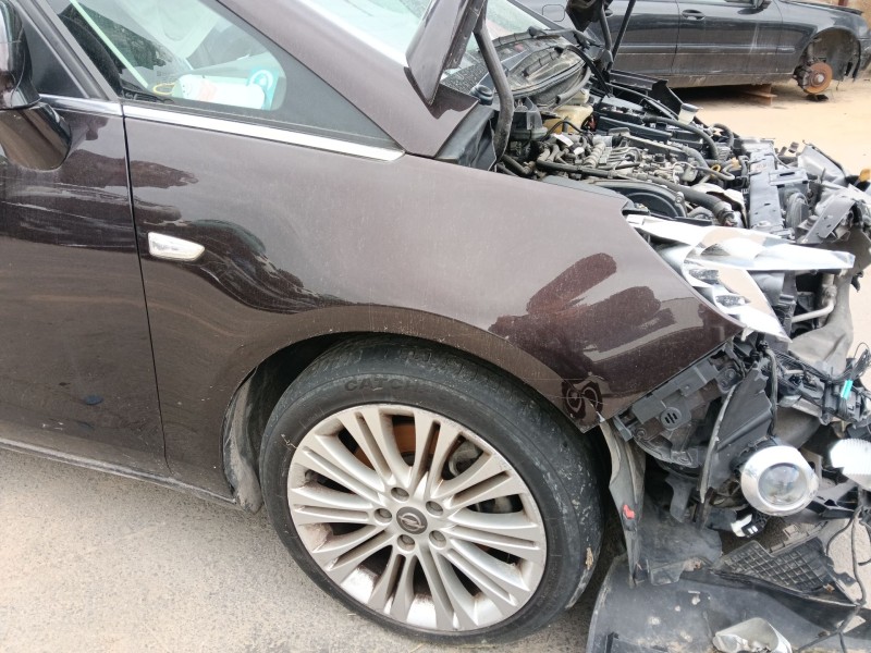 Recambio de aleta delantera derecha para opel zafira tourer c (p12) 2.0 cdti (75) referencia OEM IAM 13355188  