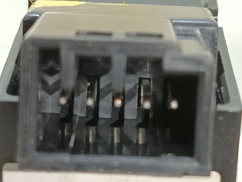 Recambio de mando elevalunas delantero derecho para land rover range rover sport ii (l494) 4.4 sdv8 4x4 referencia OEM IAM LR078